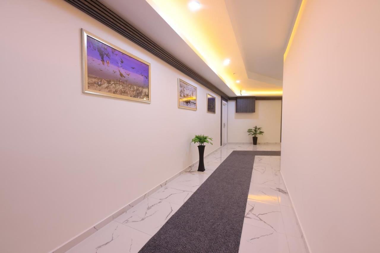 White House Cappadocia Aparthotel Nevsehir Exterior photo